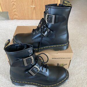 Dr. Martens 1460 Buckle